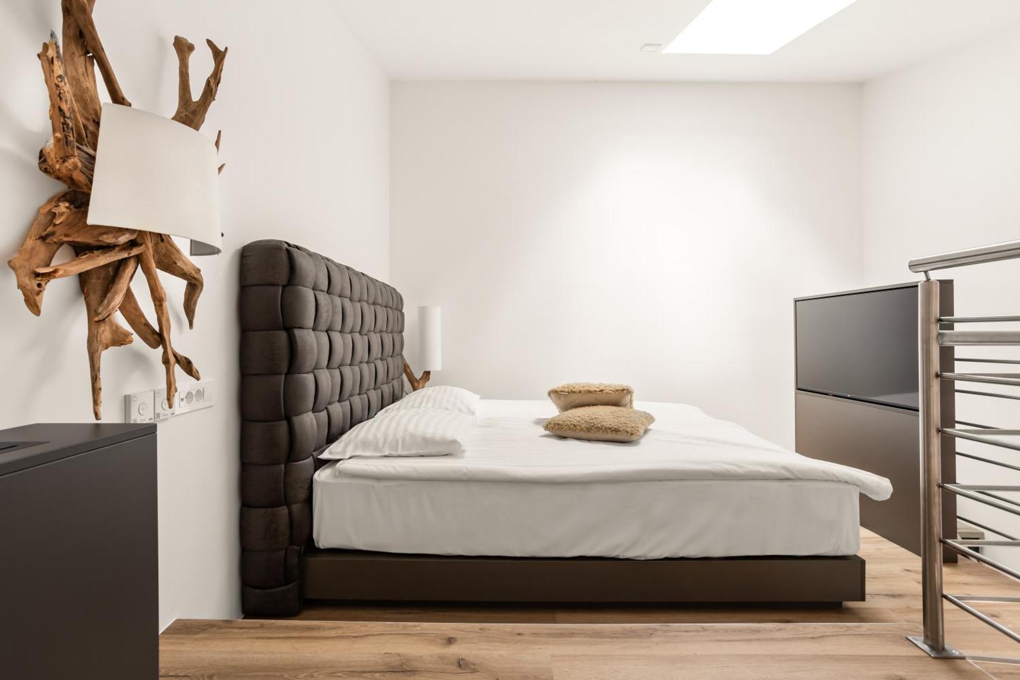 Hotel Harmonija Spa & Free Parking Mengeš Zewnętrze zdjęcie